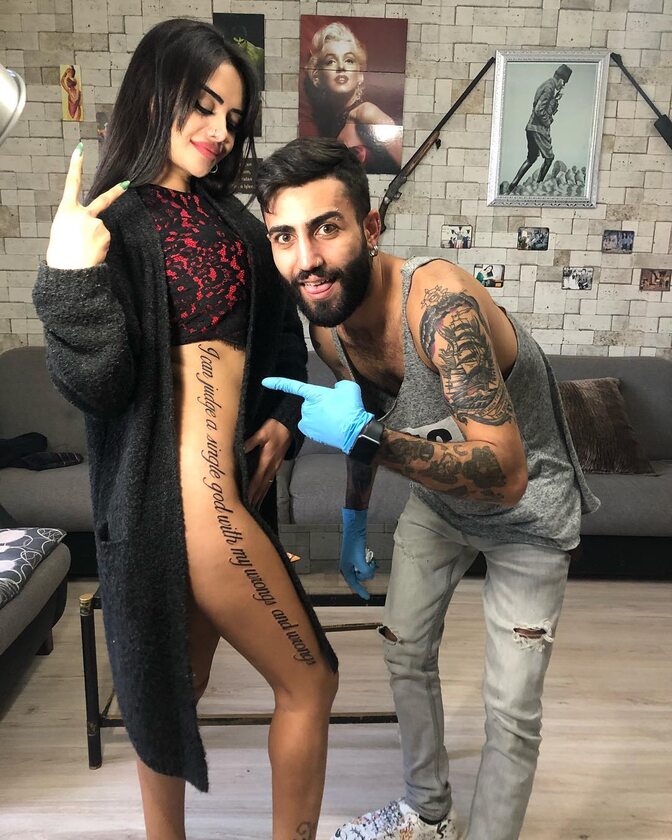 Instagramerka Naz Mila, jej tatuażysta Ramazan Silver i pozbawiony sensu tatuaż 