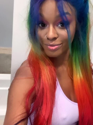 Azealia Banks 