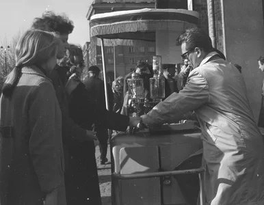 Miniatura: QUIZ o PRL-u na zakończenie dnia. Tylko 8...