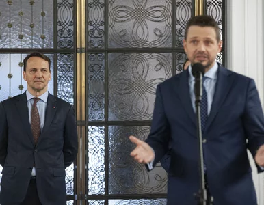 Miniatura: Sikorski krytykuje decyzję Trzaskowskiego....