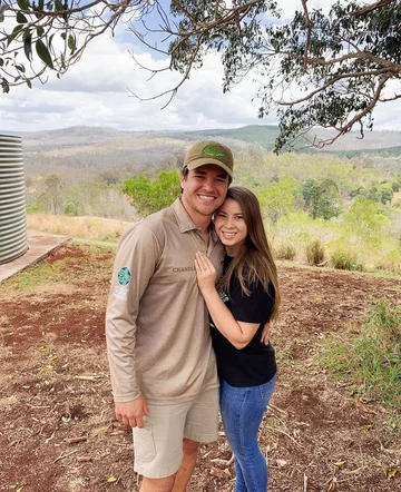 Bindi Irwin i Chandler Powell 