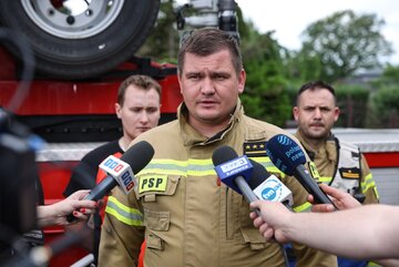 Rzecznik państwowej straży pożarnej z&nbsp;Dąbrowy G&oacute;rniczej kpt. Radosław Rzepecki