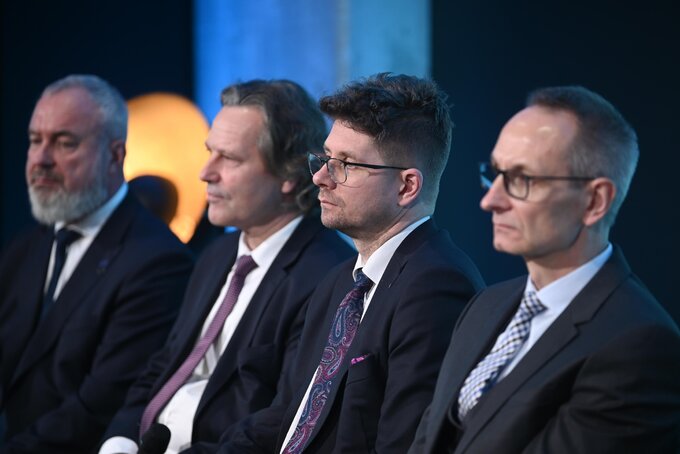 Marek Augustyn, prof. Marek Gierlotka, prof. Wojciech Fendler i gen. prof. Grzegorz Gielerak