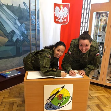 Sofia Ennaoui i Paulina Guba 