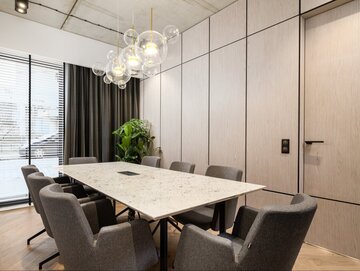 Drzwi wewnętrze w&nbsp;sali konferencyjnej, projekt Decoroom