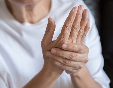 Miniatura: Ból dłoni może być sygnałem alarmującym i...