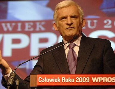 Miniatura: Buzek przecina spekulacje: nie będę...