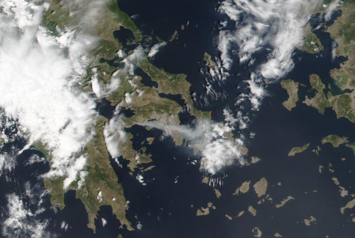 Pożary w Grecji, zdjęcie satelitarne 