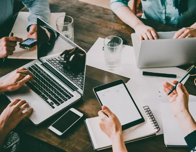 Miniatura: Startupy po polsku. Dlaczego to u nas nie...