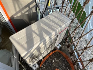 Jak usunąć zaschniętą zaprawę cementową? Klima, cement