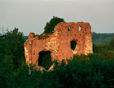 Miniatura: Wioska nad dwiema rzekami skrywa ciekawą...