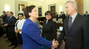 Ewa Kopacz i Cezary Grabarczyk (fot. M. Śmiarowski / KPRM)