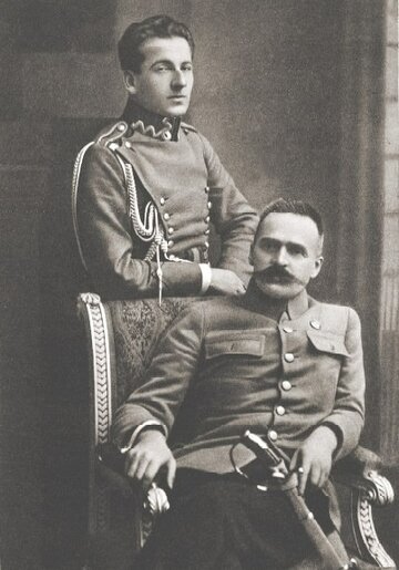 J&oacute;zef Piłsudski ze&nbsp;swoim adiutantem Bolesławem Wieniawą-Długoszowskim
