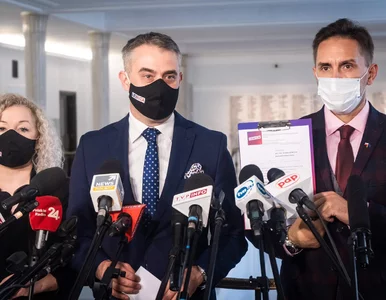 Miniatura: Lewica: „Sądy 24-godzinne batem na...