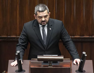 Miniatura: Poseł PiS o protestach w kościołach: Obraz...