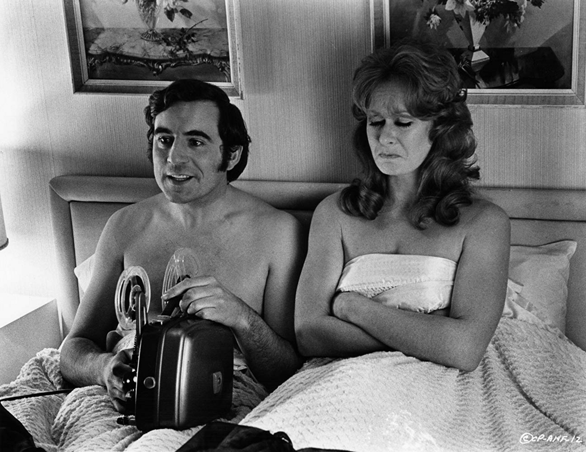 Terry Jones i Carol Cleveland w filmie „A teraz coś z zupelnie innej beczki”  (1971) 