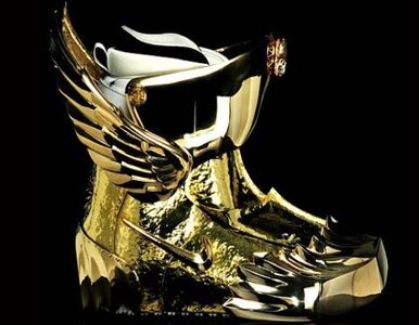 Miniatura: Na snowboard w... butach ze złota