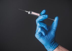 Miniatura: Niepożądane odczyny poszczepienne – jak...