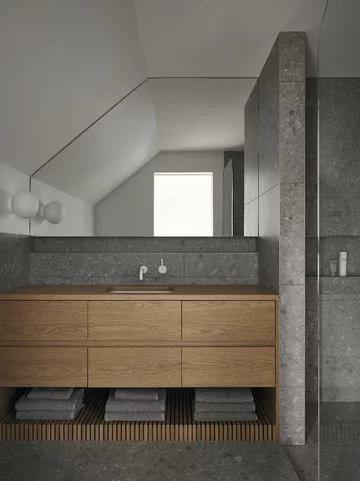 Minimalistyczny dom na klifie, projekt Matière Première Architecture 