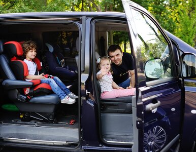 Miniatura: „Bus plus” i 1500 zł na dziecko? Znamy...