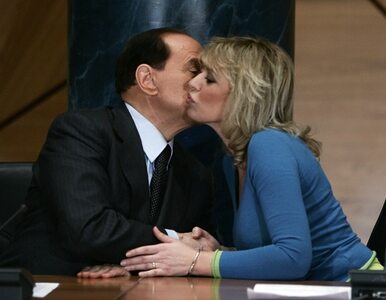 Miniatura: Jak całuje Silvio?