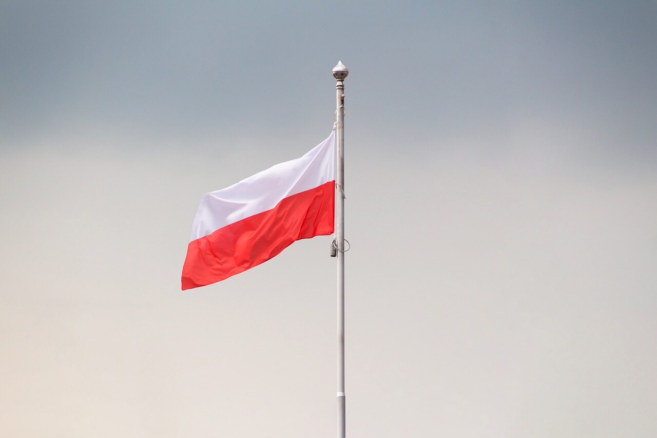 Pewien polityk powiedział, że polskiej polityce „brakuje nawet źdźbła moralności, źdźbła troski o nasz kraj, wszystko robi się pod wybory”. Kto jest autorem tych słów?