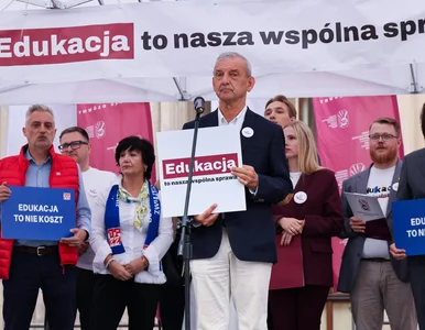 Miniatura: Manifestacja przed MEN, nauczyciele mają...