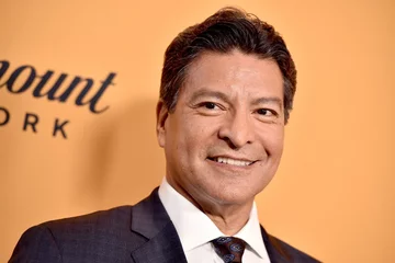 Gil Birmingham 