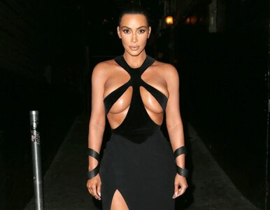 Miniatura: Kreacja Kim Kardashian wywołała skandal....