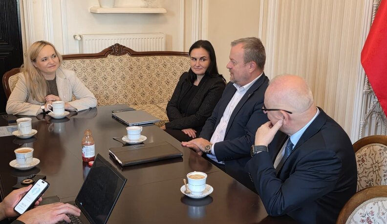 Miniatura: Minister znalazła czas na spotkanie ze...