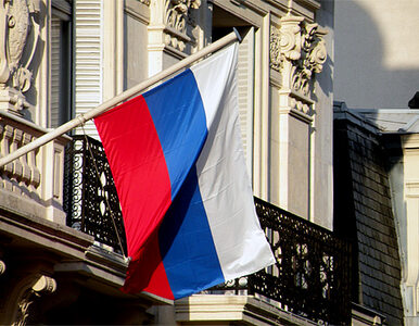 Miniatura: Pikieta przed ambasadą Francji w Moskwie....