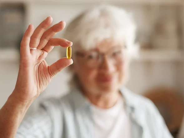 Miniatura: Tej witaminy najczęściej brakuje seniorom....