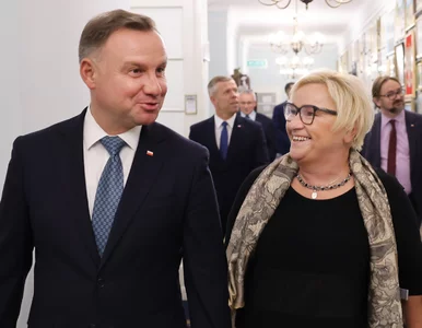 Miniatura: Kulisy odejścia „drugiej damy” od Andrzeja...