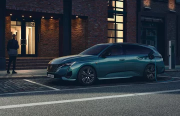 Nowy Peugeot 308 SW 