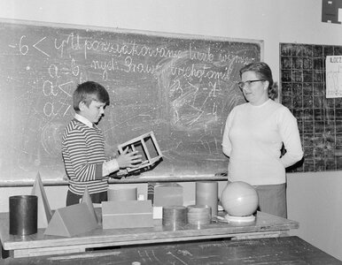 Miniatura: QUIZ Ile pamiętasz ze szkoły? Za 8/10...