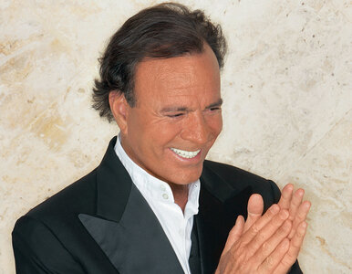 Miniatura: Julio Iglesias powraca ze swoimi...