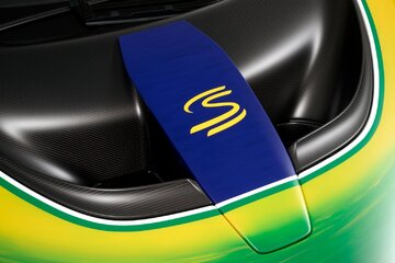 McLaren w&nbsp;hołdzie Sennie