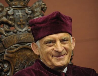 Miniatura: Buzek doktorem honoris causa UKSW. Za...