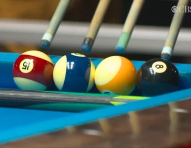 Miniatura: Francuski mistrz bilarda zadziwia świat...