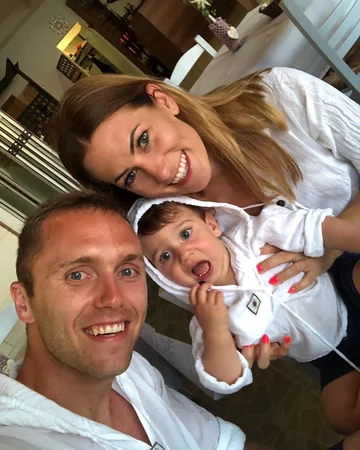 Paweł Zatorski i Agnieszka Zatorska z synem 