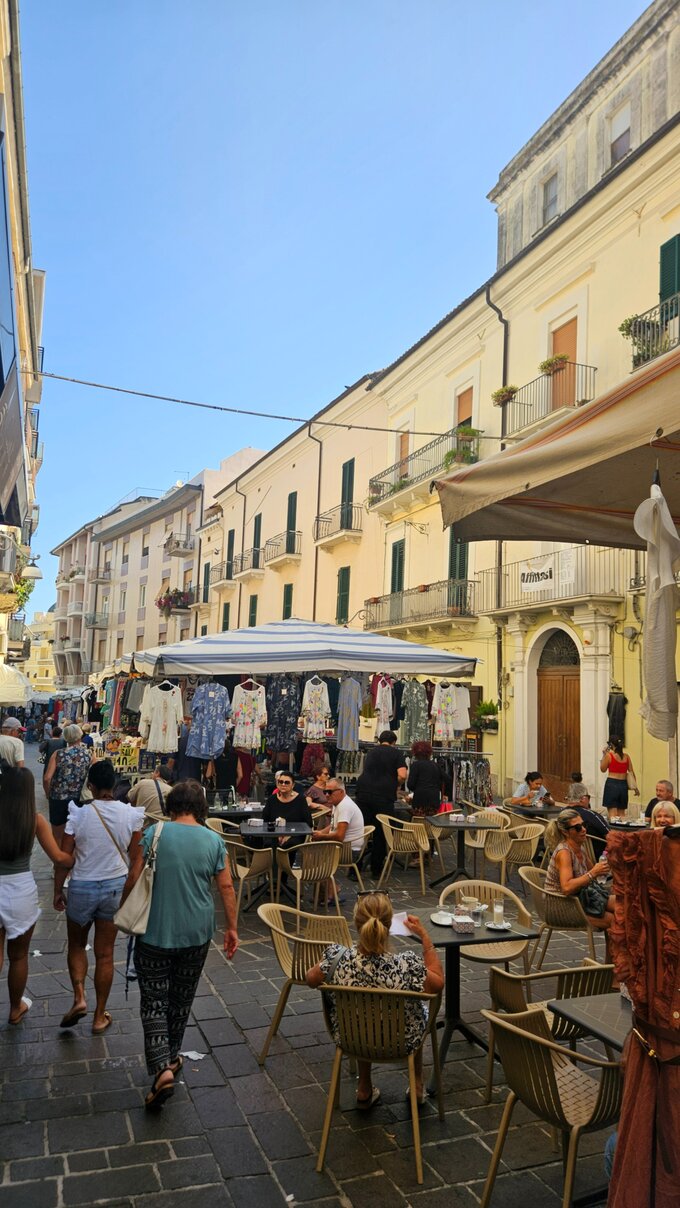 Ortona, Abruzja, targ miejski, mercato