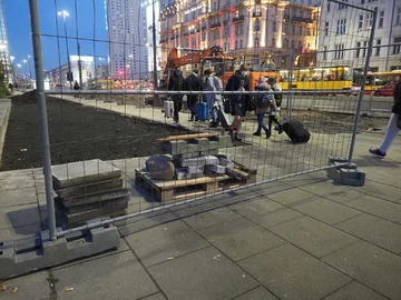 Rondo Dmowskiego i centrum Warszawy w przededniu Marszu Niepodległości 