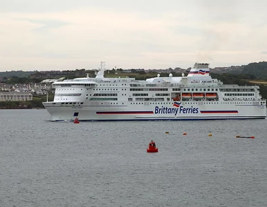 Miniatura: Masowe zatrucie pokarmowe na francuskim...