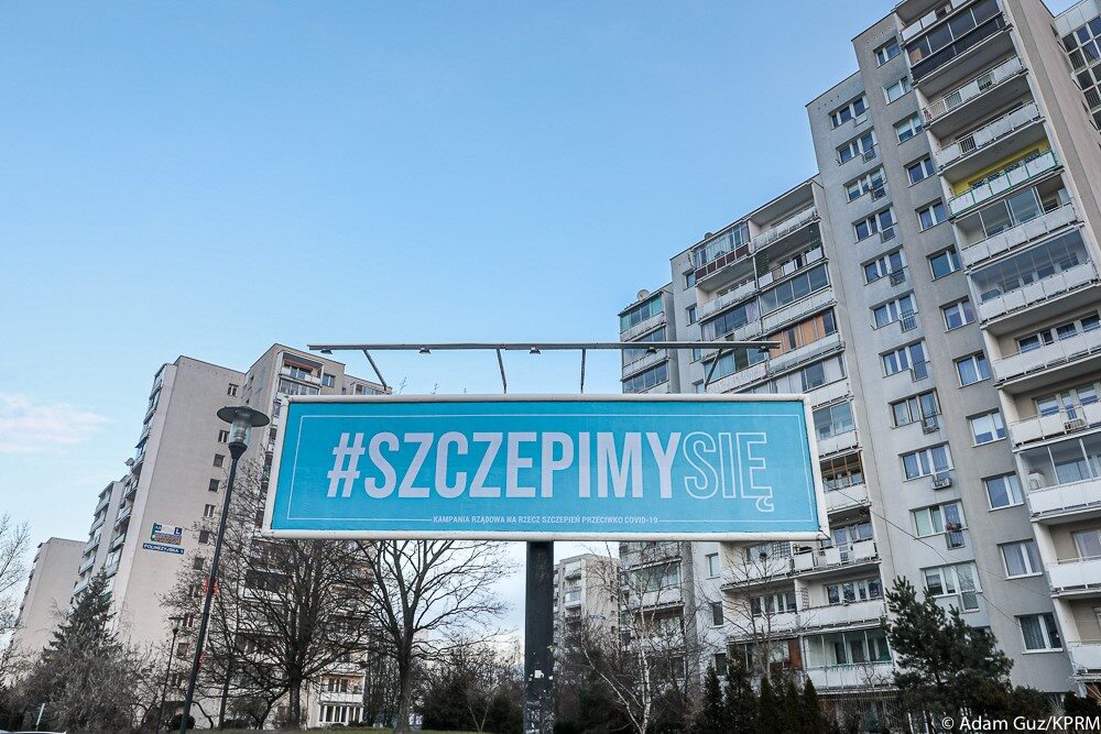 Billboard kampanii #SzczepimySię 
