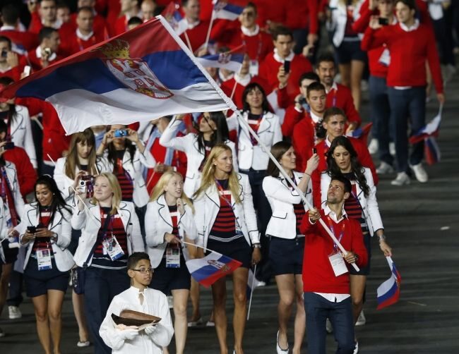 ...która znalazła się w gronie takich sław jak serbski chorąży Djokovic... (fot. PAP/EPA)