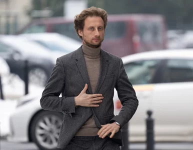 Miniatura: Poseł KO w przebraniu kociej pokojówki?...