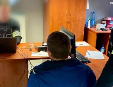 Miniatura: Ruda Śląska. Wypchnęli niepełnosprawnego z...