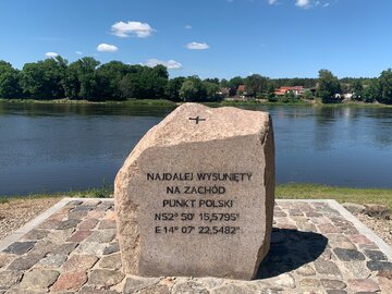 Najdalej wysunięty na&nbsp;zach&oacute;d punkt Polski