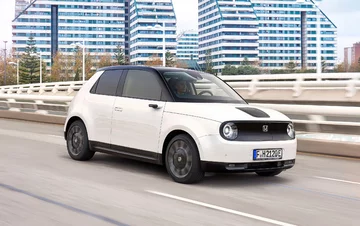Honda e. Samochód elektryczny 