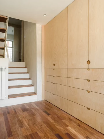 Minimalistyczne mieszkanie, projekt Jorge Borondo + Ana Petra Moriyón 